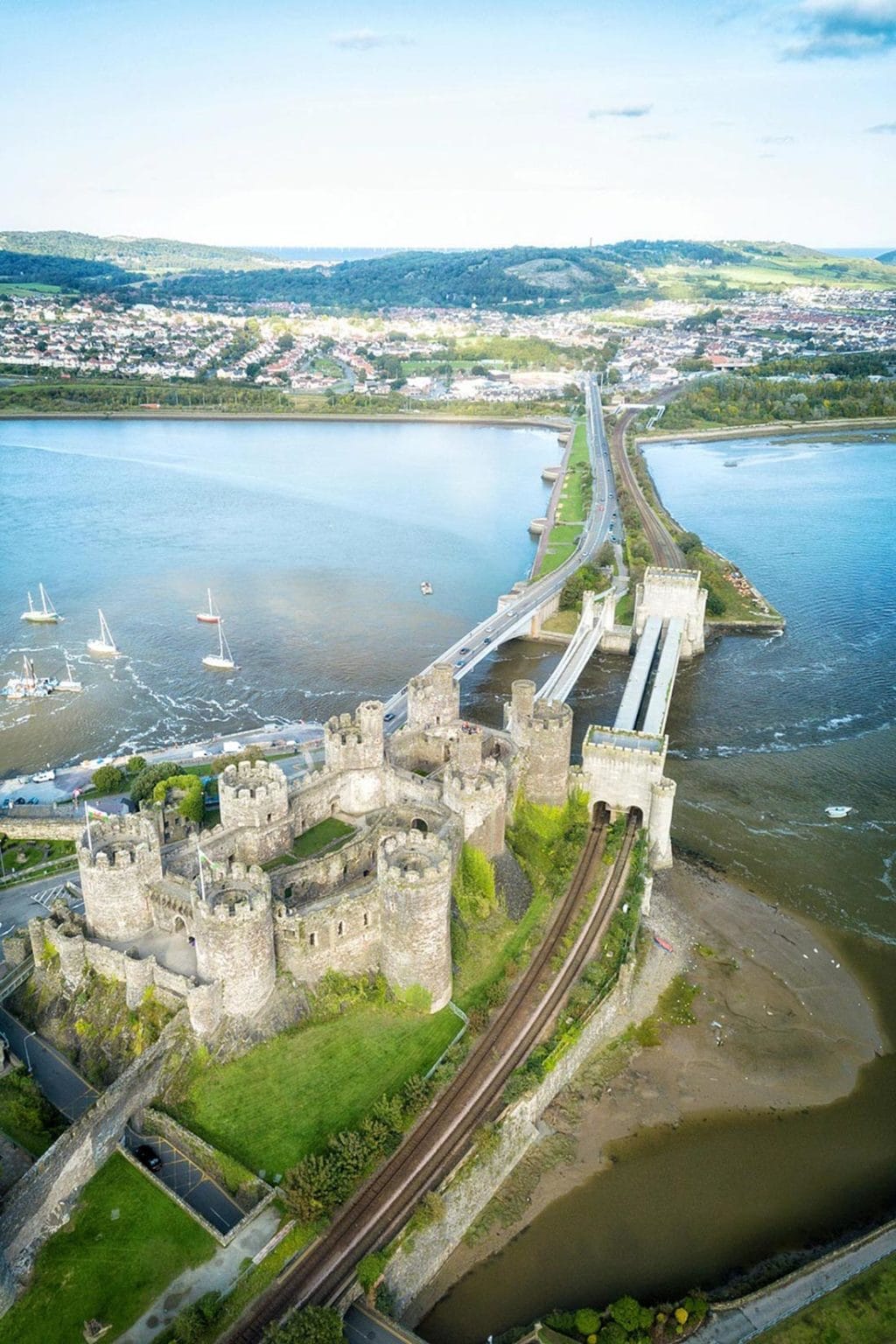 26 Fun Facts About Wales That Will Really Surprise You! (2022)