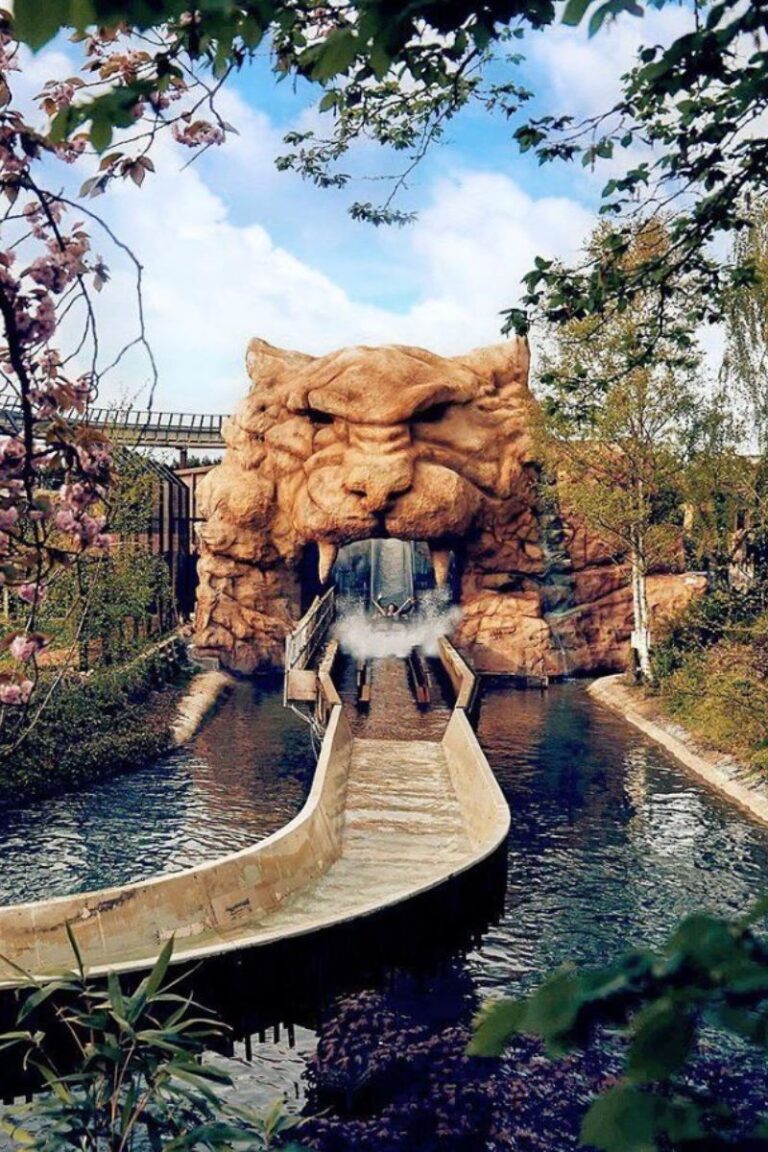 12 BEST Theme Parks In The UK (2024 Guide)